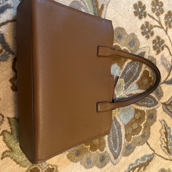 Tory Burch purse - Picture 2 of 4